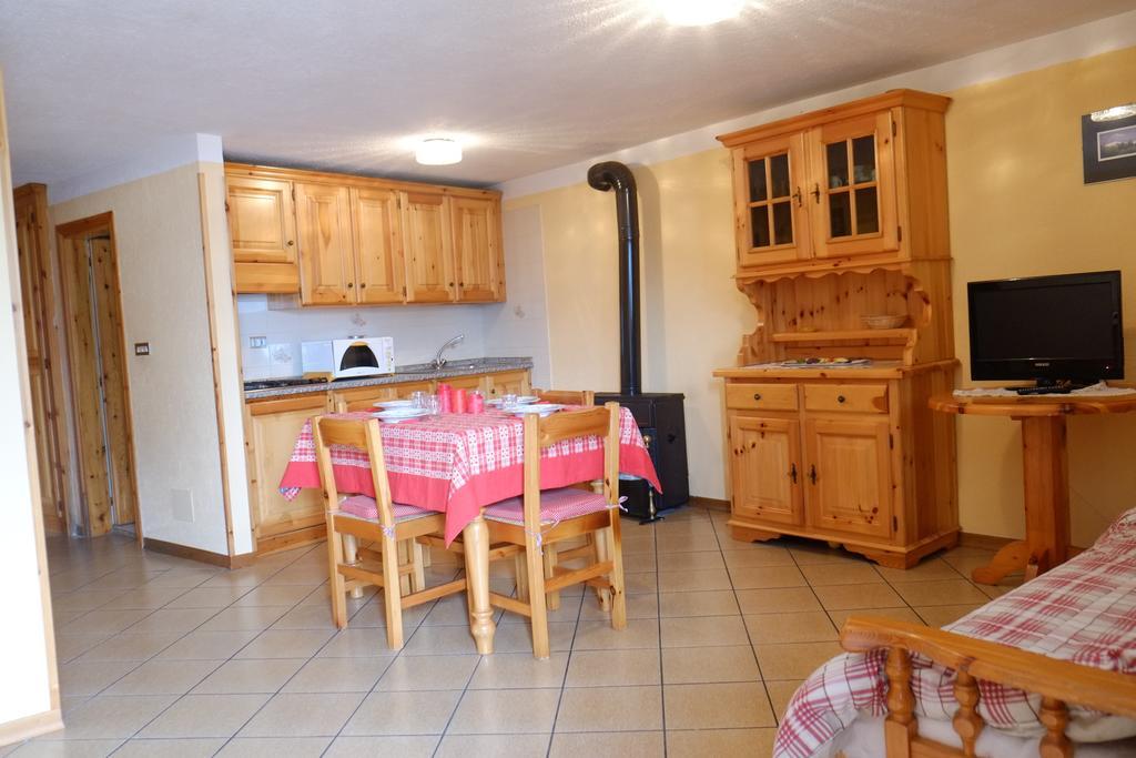 Villaggio Gerbore Saint-Nicolas Camera foto